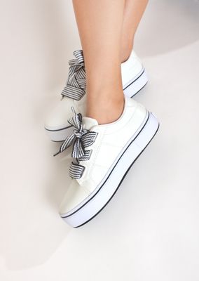 sapato goofy feminino